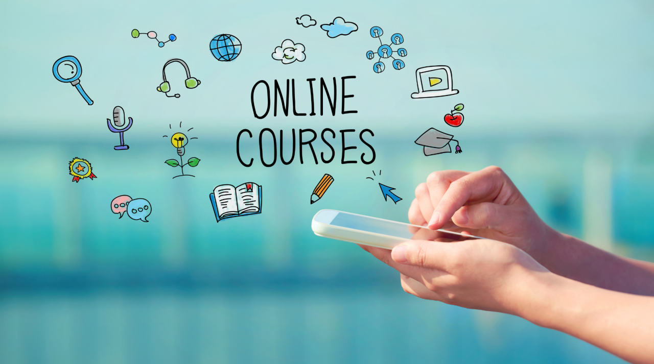 10 Proven Steps to Create a Successful Online Course hero image