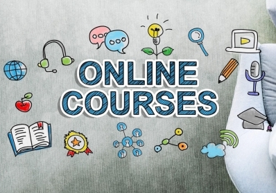Why Selling Courses Online Is a Game-Changer for Your Business blog image